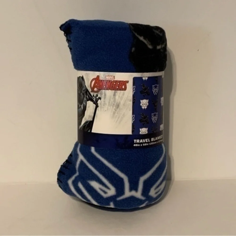 NWT. MARVEL Avengers Black Panther Throw Blanket